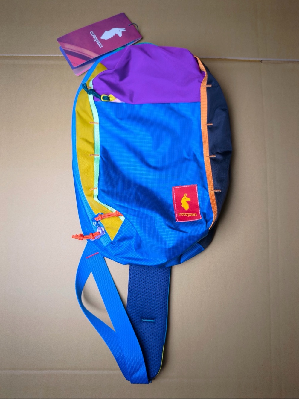 cotopaxi todo 8L Sling Bag NWT
